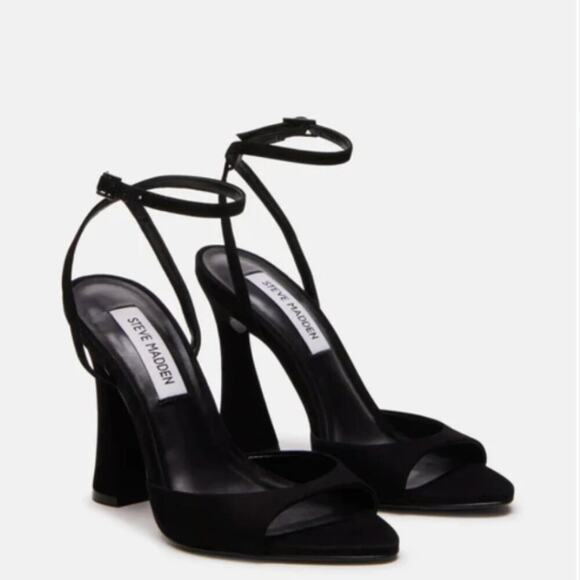 Steve Madden Beki Heel in Black Nubuck - Picture 1 of 11